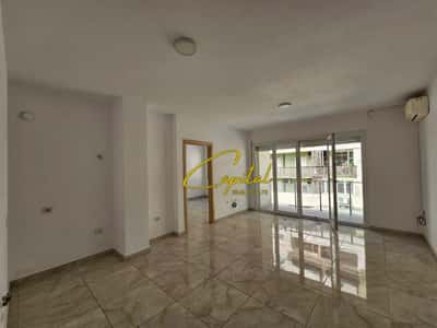 AMBIENT BIZNESI ME QIRA 63 M2 ZOGU I ZI 55.000 LEKE