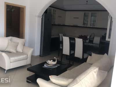 Apartament 2+1 me qira "ISH-PARKU I AUTOBUSAVE"
