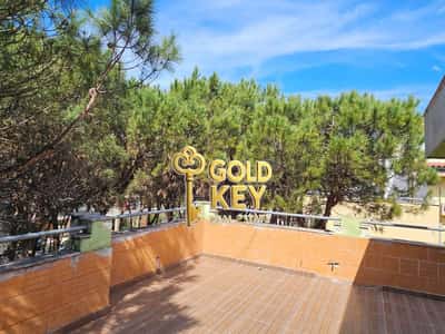 19637321 PAPAFINGO NE SHITJE GOLEM DURRES
