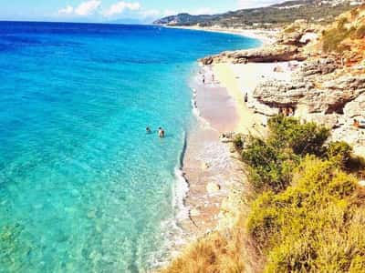 GARSONIERË NË SHITJE – DHËRMI 🌊