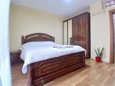 Jepet Me Qera Apartament 1+1+1 Ballkon