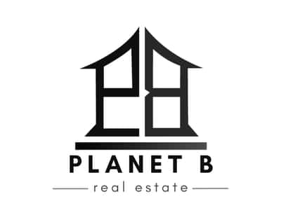 Apartament 2+2 Me Qira tek Ish -Kombinati i Peshkut ne Vlore