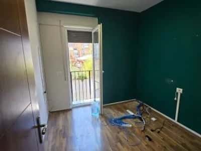 Tirane, jepet me qera aktivitet biznesi Kati 2, 145 m² 1.700 € (rruga e kavajes , 21 dhjetori)
