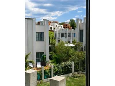 Tirane, jepet me qera Vile Vile 2 Katshe Kati 2, 300 m² 2.180 € (GREEN VALLEY)