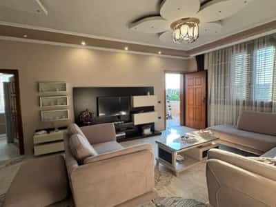 Tirane, jepet me qera apartament 2+1+Ballkon Kati 3, 100 m² 500 € (Allias)