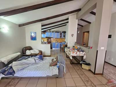 SHITET APARTAMENT 3+1 PRANE KAZAZIT