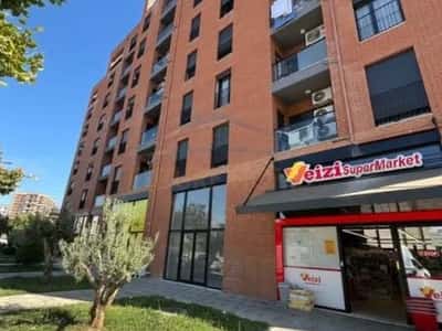 Tirane, shitet apartament 2+1 Kati 7, 133 m² 300.000 € (porcelan)