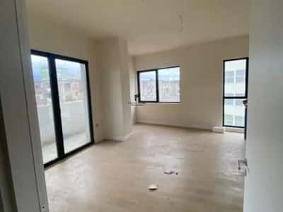 Tirane, jepet me qera zyre Kati 2, 115 m² 1.100 € (VASIL SHANTO)