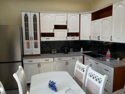Jepet apartament 3+1 me qira tek Sheshi Shqiponja , ish Dogana , Laprake , Unaza e re , Rruga Dritan Hoxha .