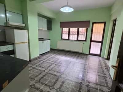 Tirane, jepet me qera apartament 3+1+Aneks+Ballkon Kati 1, 132 m² 650 € (Rruga Nikolla Lena)