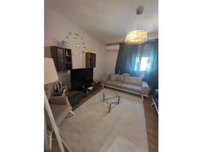 Tirane, jepet me qera apartament 2+1 Kati 2, 110 m² 1.200 € (Myslym Shyri)