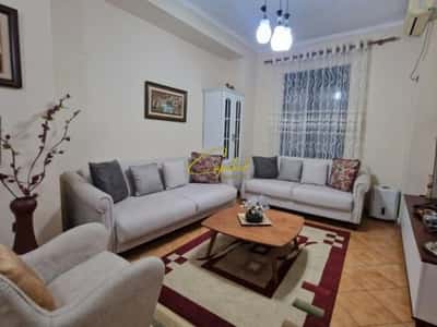 APARTAMENT ME QIRA 2+1+2 QENDER 85.000 LEKE