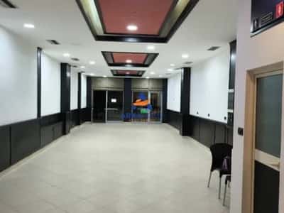 Tirane, shitet ambjent biznesi Kati 0, 105 m² 250.000 €