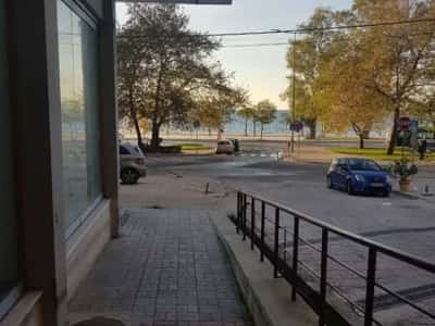 Vlore, shitet nga Pronari, pa-komision apartament 1+1+Ballkon Kati 5, 179.000 € (lungomare)