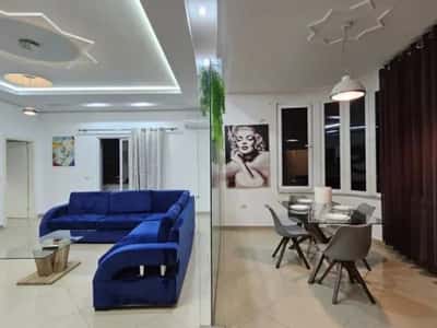Apartment Penthouse 1+1 90 m² me Verandë – Myslym Shyri
