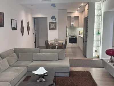 Tirane, shitet Vile Vile 2 Katshe Kati 2, 1.064 m² 693.600 € (Fresk)