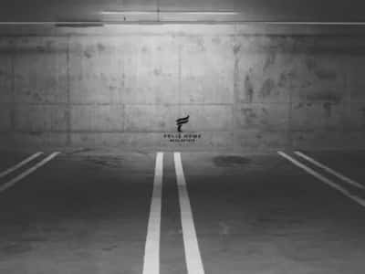 Tirane, shitet garazh Kati -2, 20 m² (FUSHA E AVIACIONIT)