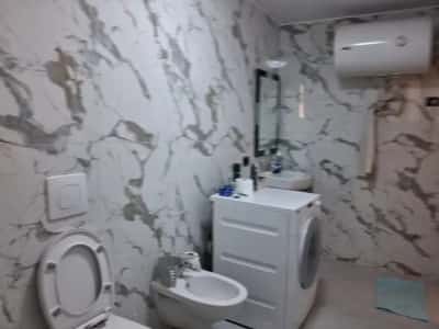 Shqiperi, jepet me qera shtepi 1+1 Kati 1, 60 m² 650 €