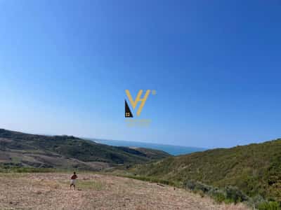 SHITET TOKE 5.400 M2 TE PLAZHI I GJENERALIT,KAVAJE 400.000 E