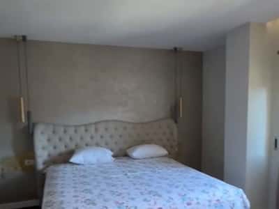 Jepet apartament studio garsoniere tek Rruga Don Bosko , prane Fiori di Bosco .