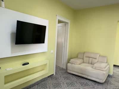 Jepet apartament 3+1 me qira tek Sheshi Shqiponja , ish Dogana , Laprake , Unaza e re , Rruga Dritan Hoxha .