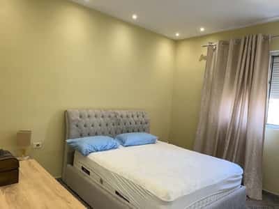 Jepet apartament 3+1 me qira tek Sheshi Shqiponja , ish Dogana , Laprake , Unaza e re , Rruga Dritan Hoxha .