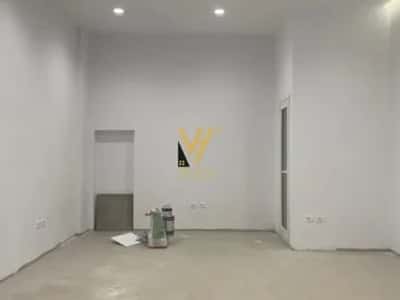 Tirane, shitet dyqan Kati 0, 35 m² 250.000 € (RRUGA E BARRIKADAVE)