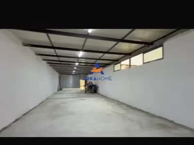 Tirane, jepet me qera ambjent biznesi Kati 0, 180 m² 1.000 €