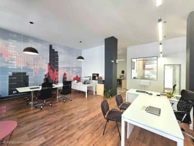 AMBIENT KOMERCIAL PER QIRA PRANE LIQENIT ARTIFICIAL