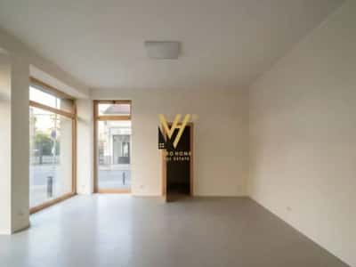 Tirane, shitet dyqan Kati 0, 62 m² 185.500 € (KODRA E DIELLIT)