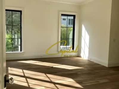 Tirane, jepet me qera ambjent biznesi Kati 3, 122 m² 1.800 € (RRUGA E DURRESIT)