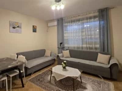 Tirane, jepet me qera apartament 2+1 Kati 5, 105 m² 800 € (RRUGA E KOSOVAREVE)