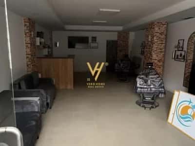 Tirane, jepet me qera dyqan Kati -1, 90 m² 820 € (ZOGU I ZI)