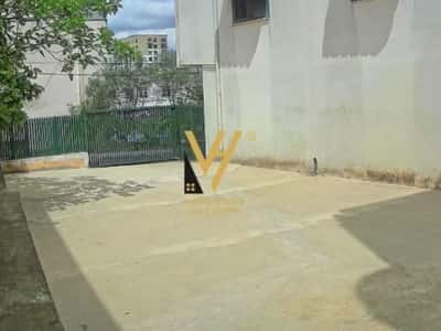 Tirane, jepet me qera ambjent biznesi Kati 0, 250 m² 570 € (KODRA E PRIFTIT)