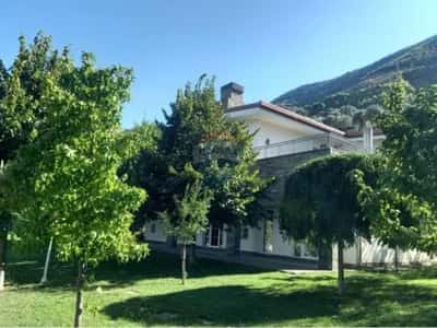 Tirane, shitet Vile 2 Katshe Kati 1, 1.640 m² 1.100.000 € (Bërzhitë-Dobresh (ID: 530191063-145)