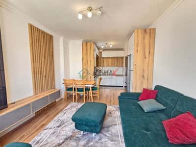APARTAMENT PËR SHITJE – 2+1 ME PAMJE DETI, RROTA E KUQE, PLAZH – DURRËS