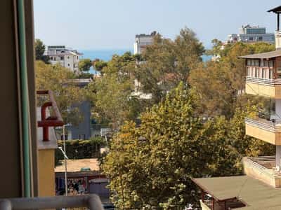 SHITET APARTAMENT 2+1 PRANE HOTEL FLORIDA,PLAZH,DURRES