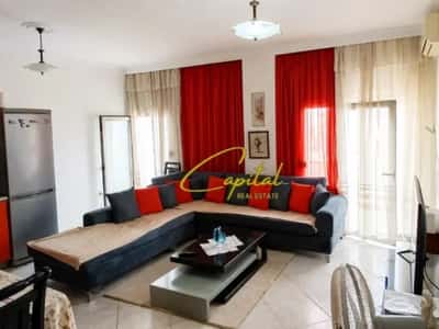 Tirane, jepet me qera apartament 2+1 Kati 4, 100 m² 500 € (KINOSTUDIO)