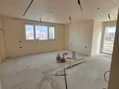 Tirane, jepet me qera apartament 2+1+Ballkon Kati 8, 115 m² 1.000 € (Rruga Mine Peza)
