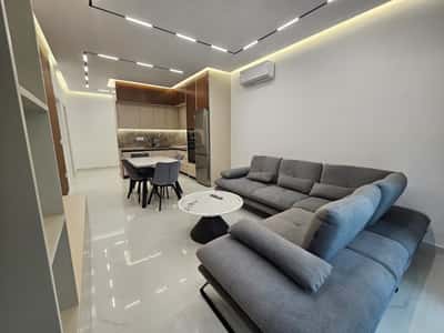 Aura Kompleks, ne rrugen Dritan Hoxha, apartament 2+1 me qera