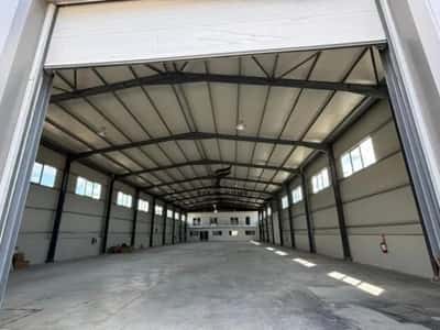 Tirane, jepet me qera magazine Kati 0, 550 m² 2.000 € (VORE)