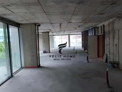 Tirane, jepet me qera ambjent biznesi Kati -1, 600 m² 5.000 € (PRANE LSI)