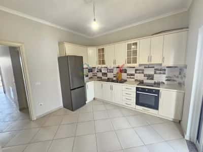 Durres, jepet me qera apartament 2+1+Aneks+Ballkon Kati 2, 150 m² 400 €