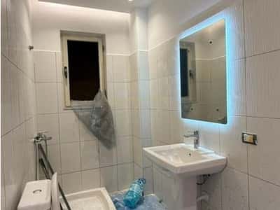 Shitet Apartament 1+1 me Pamje Deti – Shkëmbi i Kavajës - Çmimi: 73,000 €