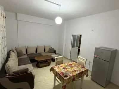 Tirane, jepet me qera apartament 1+1 Kati 1, 50 m² 400 € (Rruga Fuat Toptani)