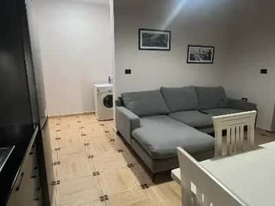 Tirane, jepet me qera apartament 1+1 Kati 2, 68 m² 480 € (Don Bosko)