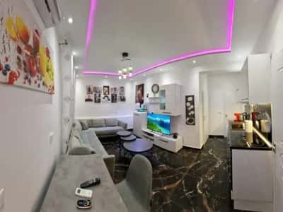 Tirane, shitet shtepi Vile 1 Katshe Kati 1, 172 m² 450.000 € (XHAMLLIKU)