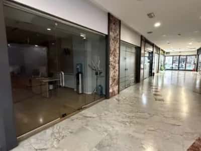 Tirane, shitet dyqan Kati 0, 40 m² 210.000 € (QENDRA TORRE DRIN)