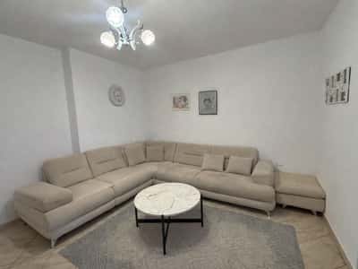 🛋️Shitet Apartament 1+1 në Fushë-Mëzez – Mbrapa Ardenos 📍