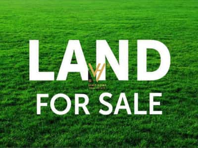 SHITET TOKE 4.000 M2 NE PETRELE 480.000 EURO